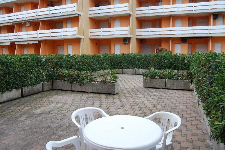 Condominio Biloba-Gemini Bibione Exterior photo